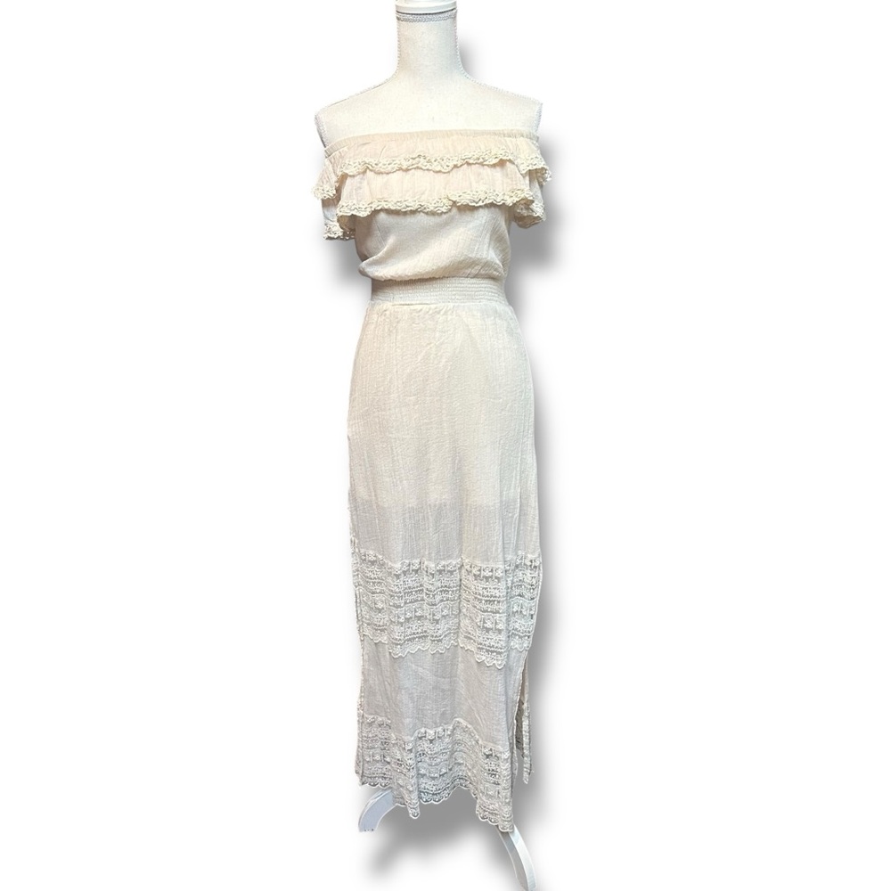 Double Zero Cream Off-Shoulder Maxi Dress Medium